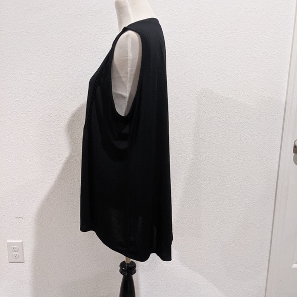 Top - Picture 3 of 6